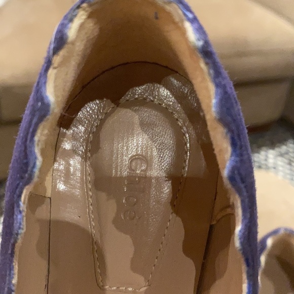 Chloe scalloped suede heels - Picture 2 of 14